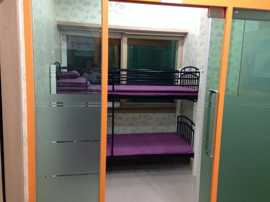בוסאן Champ Hostel חדר תמונה